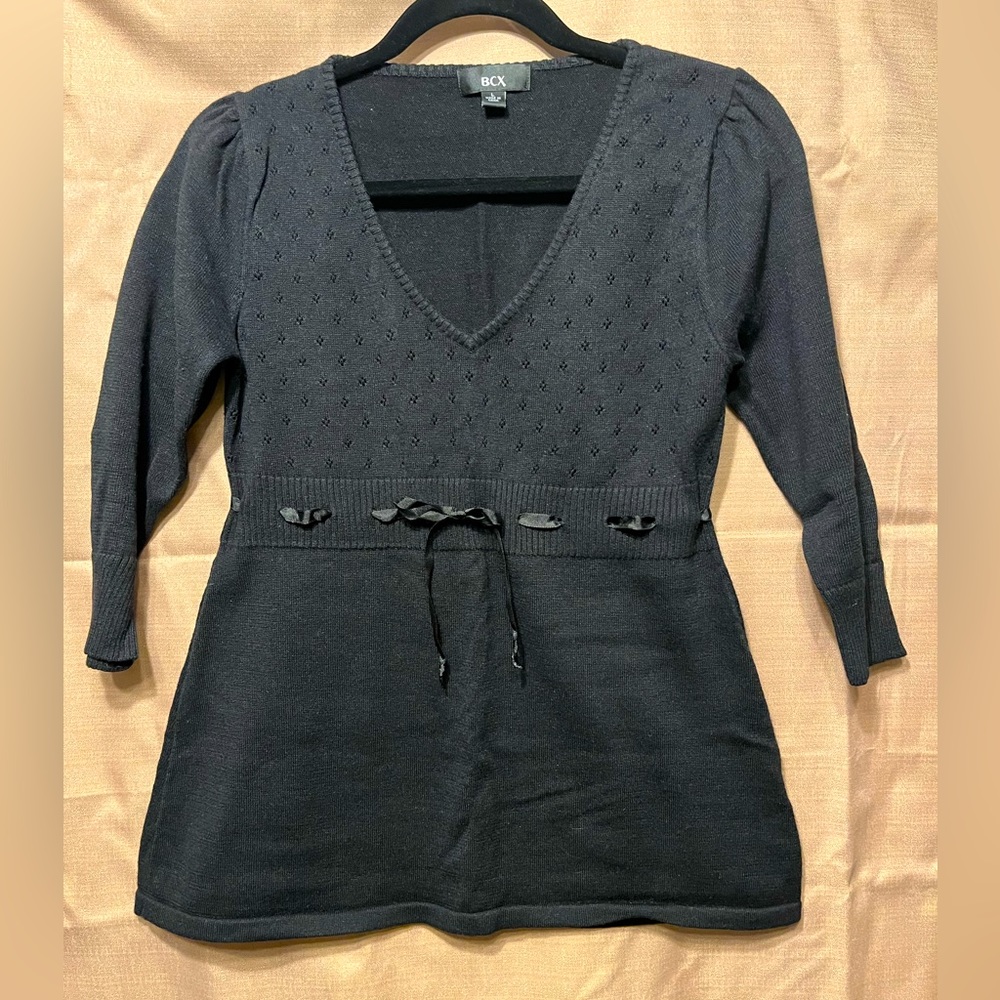 V-neck, black fitted sweater